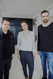 Giphy links preview in facebook and twitter. Jung Von Matt Sports Entwickelt Provokanten Kinospot Fur Right To Play