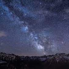 Ada juga sejumlah kondominium perumahan dengan 60 lantai. Wallpaper Pemandangan Langit Malam Pemandanganoce Night Sky Wallpaper Night Landscape Star Wallpaper
