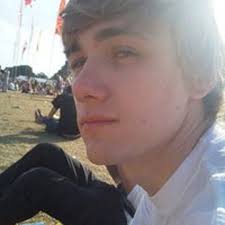 Stream Daniel Henton music