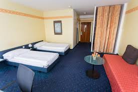 Das bankenviertel in frankfurt am main (bild: Hotel Comedie Genf Aktualisierte Preise Fur 2021