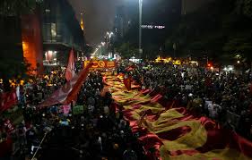 Jun 19, 2021 · manifestação contra o presidente jair bolsonaro, em brasília, em 19 de junho — foto: Manifestacoes Contra Bolsonaro Ruas Se Movem Contra Bolsonaro Com Revolta Reforcada Por Marca De Meio Milhao De Mortos Para A Covid 19 Atualidade El Pais Brasil