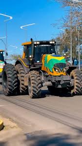 Tratoraço em alegrete 😍, 📹 @pedroandrighi , ., ., ., ., ., ., ., ., ., .,  ., ., ., ., #trator #sosagro #jd