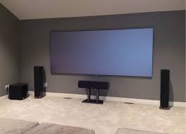 This Theater Is Built Around A 144 Black Diamond 2 35 1 Zero Edge Screen A Jvc D Ila Fron Home Theater Setup Projector In Bedroom Best Home Theater Projector