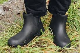 The best rain boots for women, including comfortable, waterproof, rubber styles from brands like hunter, joules, sperry, ugg, and ones available on amazon. The Best Rain Boots For Men And Women In 2021 Reviews By Wirecutter
