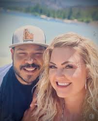 I pepperonly have eyes for you. 🔥🍕👀 Now you can get two pepperoni pizzas  for just $10 when you order carry out! (PC: Rebecca Flores)