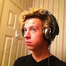 Stream Atomic Sweetheart music