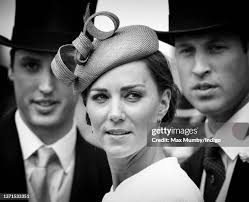 1,137 Catherine Warren Photos & High Res Pictures