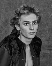 luca baratta (@lucabarattafr) • Instagram photos and videos