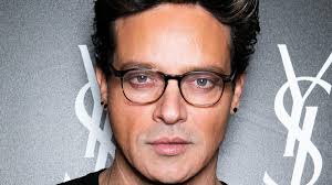 Leggi le sue parole su gossipetv. Gabriel Garko Eta Altezza Peso Nome Vero Fidanzate Fidanzati Sorelle