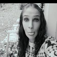 Albert Stadnik's Instagram, Twitter & Facebook