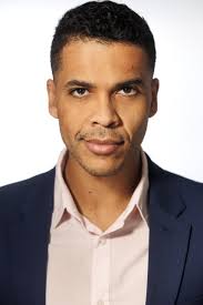 Robert Zelaya's Instagram, Twitter & Facebook