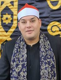 كلمة الحاج محمد ذكى الحواوشى فى عزاء الابن البار الجدع الشهيد ذكى محمدذكى  الحواوشى اسألكم الدعاء فى اليوم المبارك ان تجعل قبرة روضه من رياض الجنة  وعطر قبرها بالتعظيم والتحية والصبر الجميل