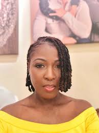 Ladies, is this something your husbands do 🤦🏽‍♀️😁 #WeLoveThemAnyway