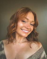 Stephanie Idelfonzo's Instagram, Twitter & Facebook