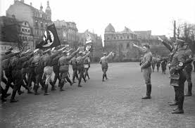 .datum der zweite weltkrieg wirklich begonnen hat, ob es jetzt beim muenchener abkommen war oder erst mit dem polenfeldzug 39 ! Folgen Und Bedeutung Des Ersten Weltkriegs Geschichte Kompakt