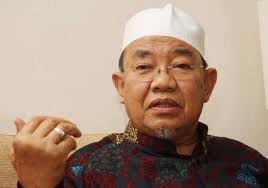 Sahibus samahah ustaz zamri hashim timbalan mufti negeri perak. Mufti Perak Meninggal Dunia Akibat Covid 19 Di Usia 82 Tahun Malaysianow