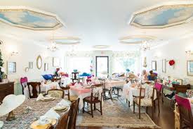 Step Back In Time With A Visit To This Charming Tearoom In Virginia Tea Room Virginia Tea Cart