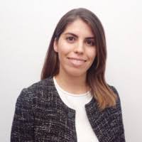 50+ perfiles de «Naila»