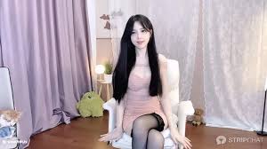 磁力】StripChat超人氣女神｜DeepEggs｜Hahaha_ha2｜夏柔萱｜夏安然｜甄選合輯【26V21G1配额】 – 快乐堂