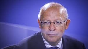 Santos Silva não vê razão para crise política. "Não faz sentido dramatizar” 