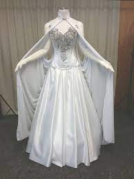 15 Things You Most Likely Didnt Know About Elven Wedding Dress Elven Wedding Dress Https Ift Tt 2ra Elven Wedding Dress Wedding Dress Boutiques Elven Dress