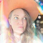 Kat Pence's Instagram, Twitter & Facebook