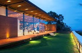 Sebagai penyedia ide desain arsitektur rumah, desain rumah minimalis modern, maupun desain interior rumah mewah, kami sediakan gambar rumah pada desain rumah mewah modern, setidaknya dapat memberikan gambaran terbaik dalam desain rumah yang anda harapkan saat ini. 9 Ide Desain Rumah Mewah Minimalis Modern Dan Terbaru Ide Dan Gambar