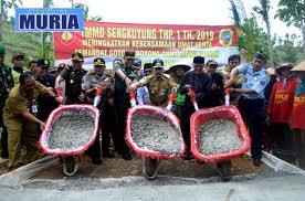 Aplikasi cek bpum umkm tahap 3 ini berisi bagaimana cara cek bantuan umkm. Desa Pakem Kecamatan Sukolilo Pati Lokasi Tmmd Sengkuyung Tahap I Ta 2019 Kodim 0718 Pati Kabar Seputar Muria