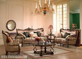 Dilansir dari decoist, shabby chic merupakan konsep desain interior yang menampilkan gaya usang atau bekas pakai, namun punya kesan antik yang hangat. Ruang Tamu Klasik Dan Kompromi Pada Desain Interior Ruang Lain
