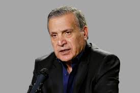 أبو ردينة: تسليم الدفعة الثالثة من السلاح الموجود داخل المخيمات الفلسطينية  في بيروت للجيش اللبناني .. التفاصيل في أول تعليق 👇