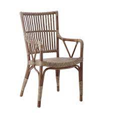 Forme très enveloppante et confortable à accoudoirs. Chaise De Table En Rotin Vintage Piano Brin D Ouest