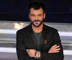 He won the sanremo music festival in 2005 with the song angelo. Francesco Renga Photos News And Videos Trivia And Quotes Famousfix