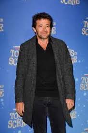 La jeune femme d'une trentaine d'années a « déposé plainte et l'enquête, confiée à la sûreté parallèlement à cette nouvelle plainte, patrick bruel est également visé dans une enquête pour. Patrick Bruel Son Rituel Pour Rester Un Sex Symbol Jeune Et Frais Sur Buzz Insolite Et Culture