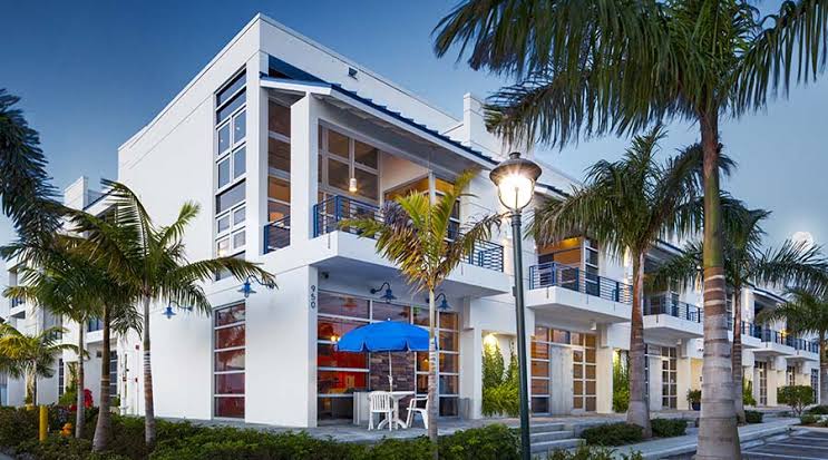 10 Best Rehab Centers In The USA - Addiction Group