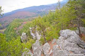Monument mountain (fr) aire protégée du massachusetts (fr) media in category monument mountain (reservation). Monument Mountain Hike The Hudson Valley