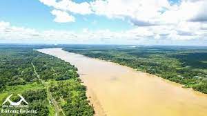 Its length is 2508 km. Borneo Longest River In Malaysia Batang Rejang Sungai Facebook