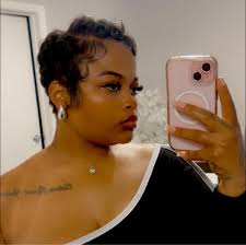 Nesha Robinson's Instagram, Twitter & Facebook