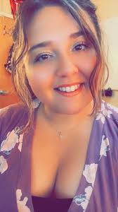 Choose your favorite love bird ❤️ Mine is Cocojul