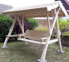 Wenn sie über einen garten, hinter holz gartenschaukel aus paletten. Xl Holz Garten Hollywood Schaukel Mit Dach Blockstammholz