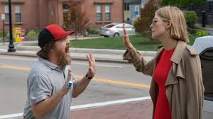 J blakeson's i care a lot follows two women who hustle their way to big bucks in a repulsive way just to grab that brass ring and live the american dream. Netflix I Care A Lot Epd Film