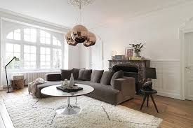 Modern interior designs also include elements and materials that provide you with an overall warm and comforting feel without being too loud or bold. Elegant Home Interiors In French Style Add Modern Vibe To The Old Mansion