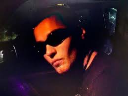 DHARI (@dharimusic) • Facebook