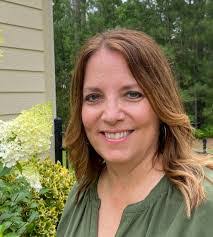 Emily Litton's Instagram, Twitter & Facebook