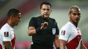 Dan saat ini kamu sedang nonton bola online live streaming pertandingan brazil vs chile. Peru Vs Brasil Julio Bascunan El Arbitro Chileno De Las Polemicas En El Estadio Nacional De Lima Carlos Zambrano Neymar Eliminatorias Qatar 2022 Rpp Noticias