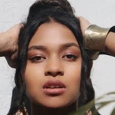 Marie Stella's Instagram, Twitter & Facebook