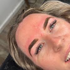 Kim Sparrow's Instagram, Twitter & Facebook