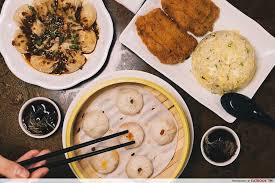 Yu Long Quan Review Halal Salted Egg And Chilli Crab Xiao Long Bao At Changi Airport Eatbook Sg Salted Egg Stuffed Peppers Fried Pork Chops