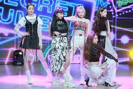 The group debuted on may 19, 2020, with their single album who dis?. New Girl Band Secret Number Debuts With First Single Album Who Dis