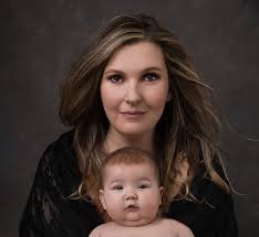 Mother Baby Photoshoot: New Mom Julia Lawson