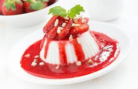Panna Cotta Mit Erdbeersauce Rezept Rezept Erdbeersauce Rezepte Dessert Rezepte Einfach